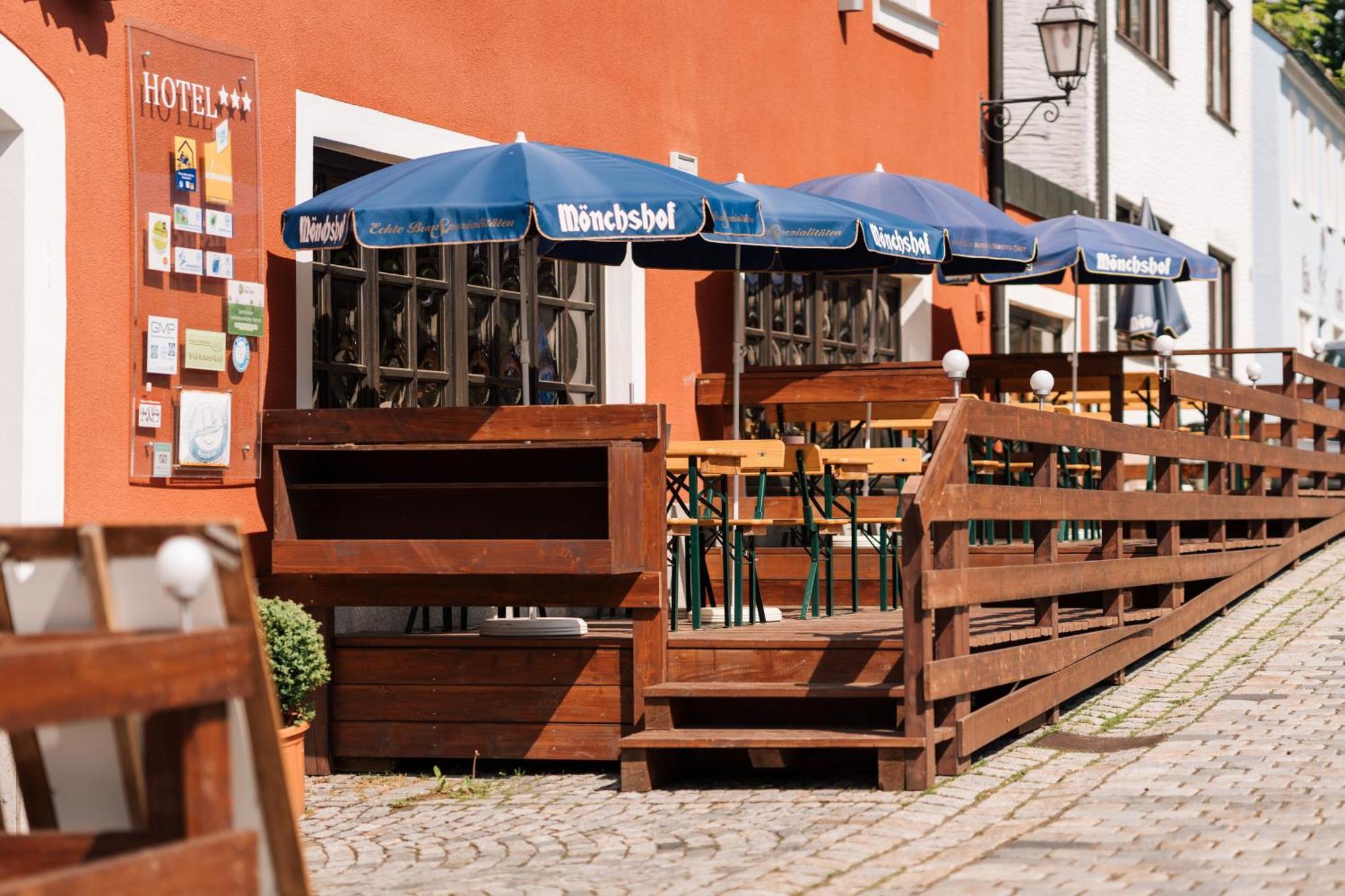 Hotel Weisses Ross Konnersreuth Kültér fotó