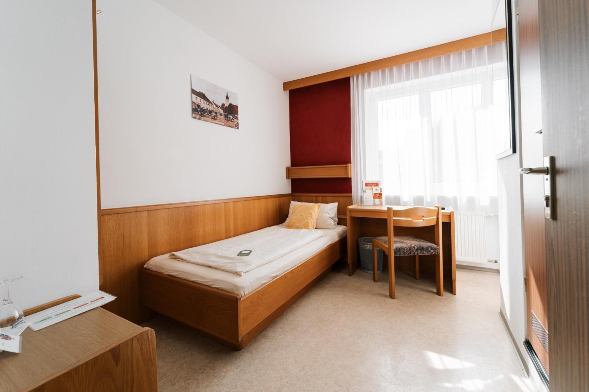 Hotel Weisses Ross Konnersreuth Kültér fotó