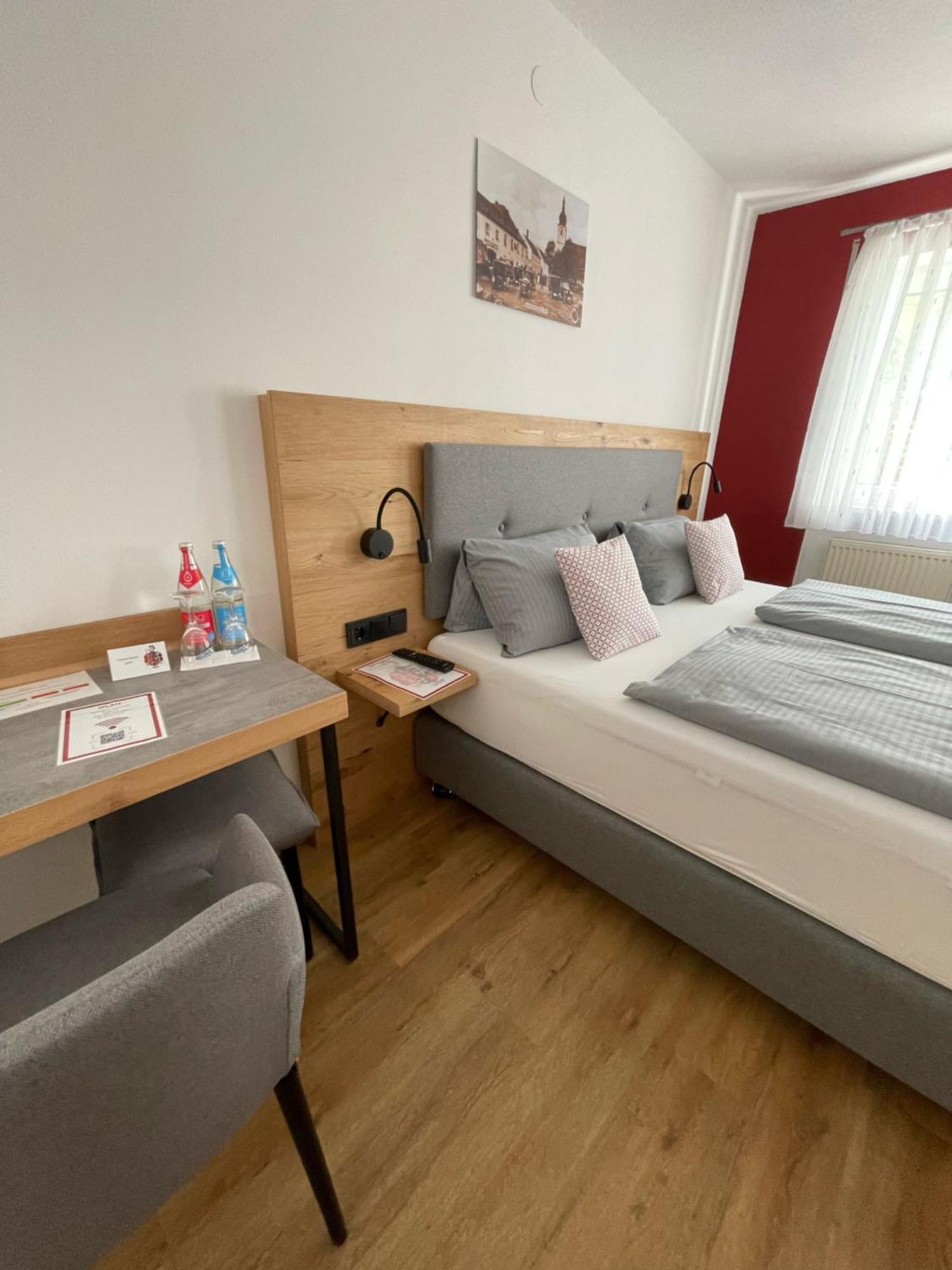 Hotel Weisses Ross Konnersreuth Kültér fotó